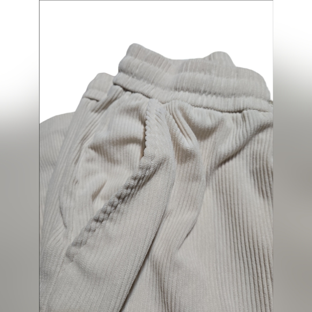 Womens Stylish cream Corduroy pants perfect for any occasion. Comfy Soft Large - Picture 5 of 5